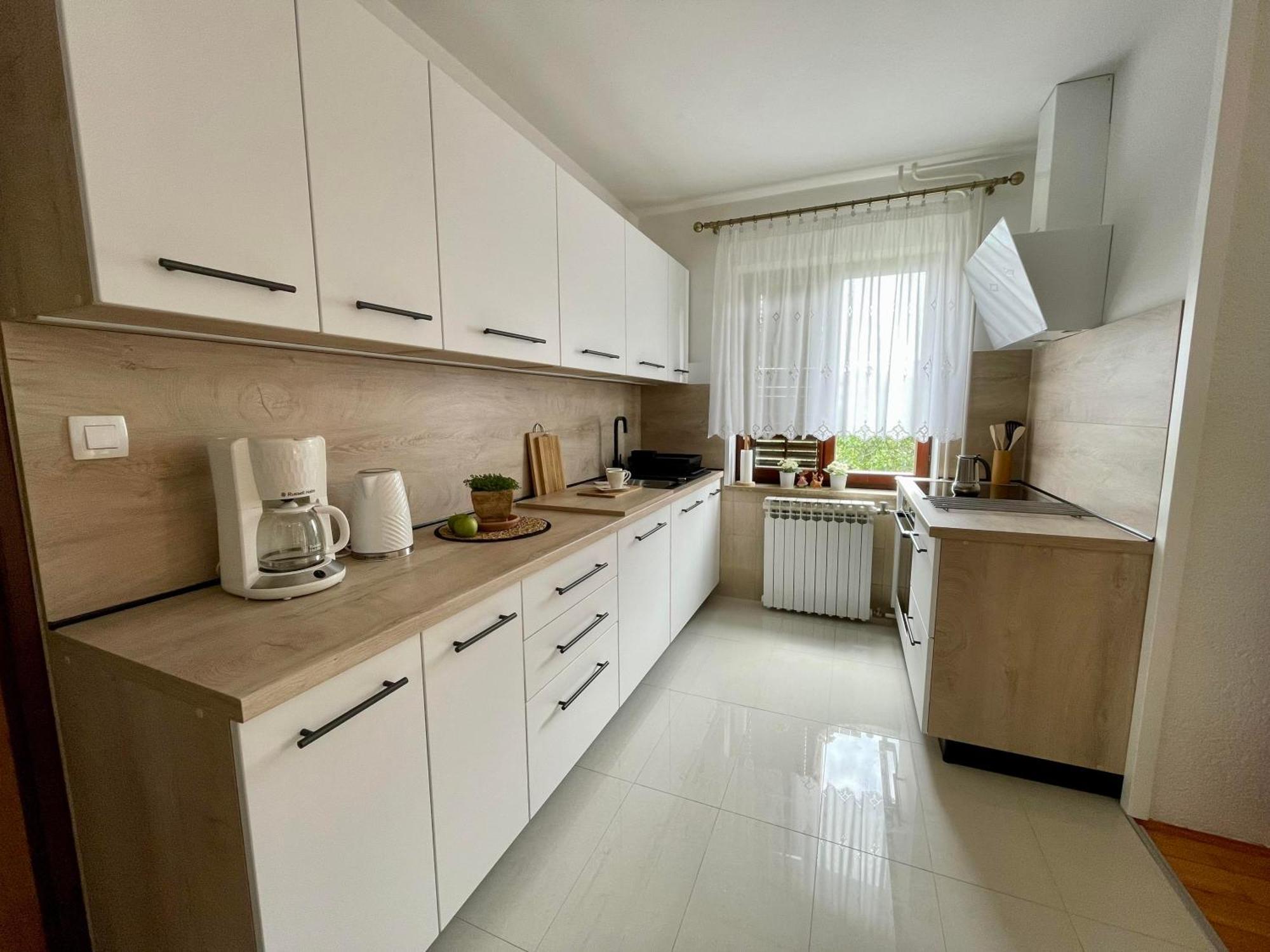 Apartment Adri 로비니 외부 사진