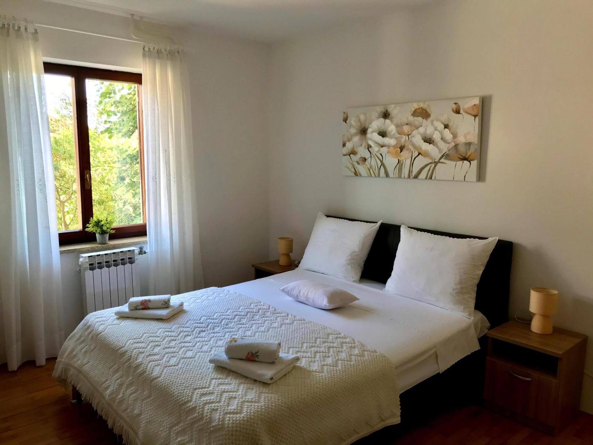Apartment Adri 로비니 외부 사진